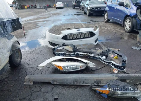 2015 Ford Focus Se из США, поврежденный, VIN 1FADP3K25FL316407